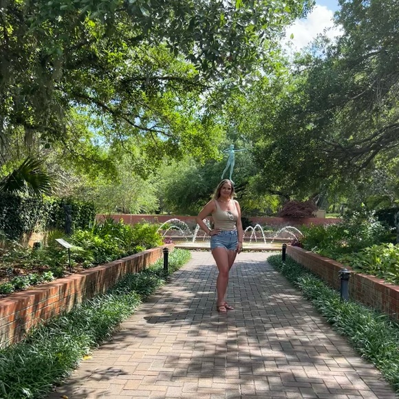 Meet the Posher! - Picture 4 of 6